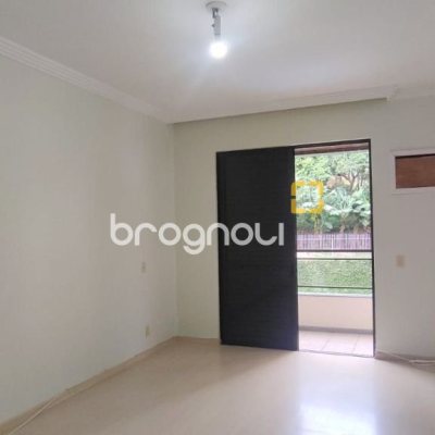 Apartamento com 134m², 3 quartos (sendo 1 suíte), 1 garagem, no bairro Agronômica em Florianópolis