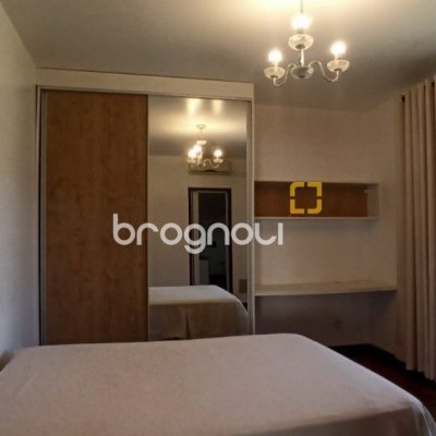 Casa com 170m², 4 quartos (sendo 2 suítes), 3 garagens, no bairro Pantanal em Florianópolis
