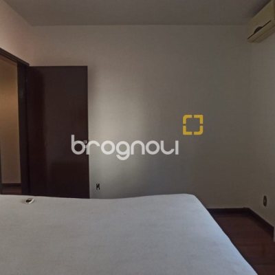 Casa com 170m², 4 quartos (sendo 2 suítes), 3 garagens, no bairro Pantanal em Florianópolis