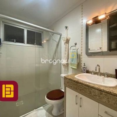 Apartamento com 102m², 3 quartos (sendo 1 suíte), 1 garagem, no bairro Agronômica em Florianópolis