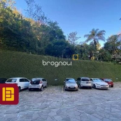 Apartamento com 102m², 3 quartos (sendo 1 suíte), 1 garagem, no bairro Agronômica em Florianópolis