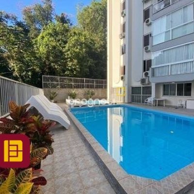 Apartamento com 102m², 3 quartos (sendo 1 suíte), 1 garagem, no bairro Agronômica em Florianópolis