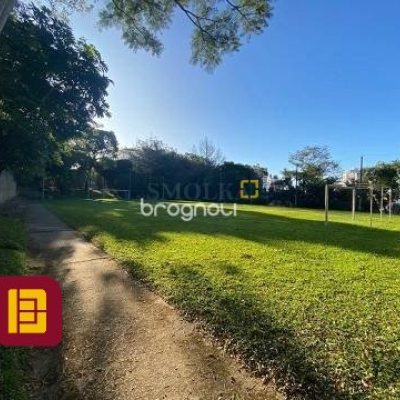 Apartamento com 102m², 3 quartos (sendo 1 suíte), 1 garagem, no bairro Agronômica em Florianópolis