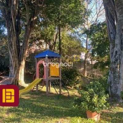 Apartamento com 102m², 3 quartos (sendo 1 suíte), 1 garagem, no bairro Agronômica em Florianópolis