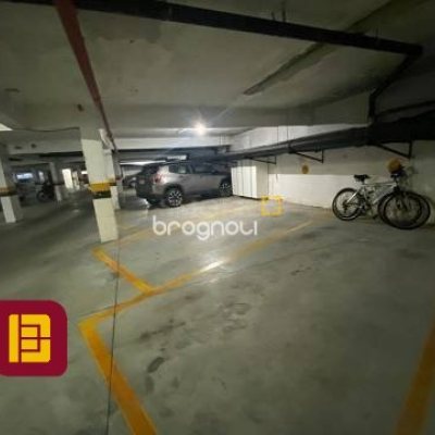 Apartamento com 102m², 3 quartos (sendo 1 suíte), 1 garagem, no bairro Agronômica em Florianópolis