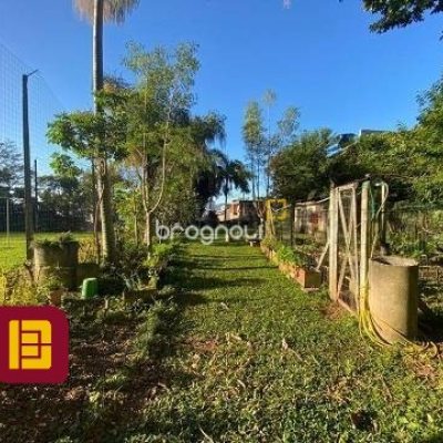 Apartamento com 102m², 3 quartos (sendo 1 suíte), 1 garagem, no bairro Agronômica em Florianópolis