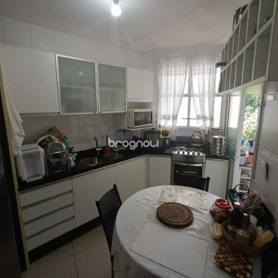 Apartamento com 102m², 3 quartos (sendo 1 suíte), 1 garagem, no bairro Agronômica em Florianópolis