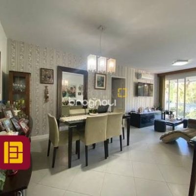 Apartamento com 102m², 3 quartos (sendo 1 suíte), 1 garagem, no bairro Agronômica em Florianópolis