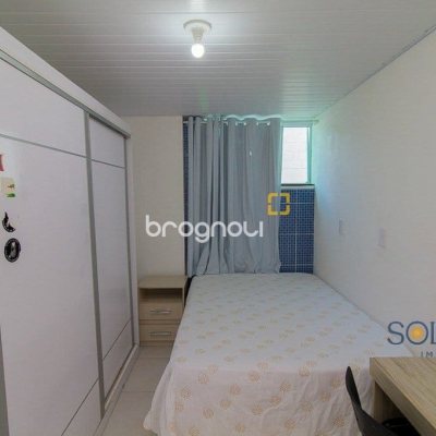 Pousada / Hotel com 376m², 10 quartos (sendo 3 suítes), no bairro Córrego Grande em Florianópolis