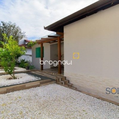 Pousada / Hotel com 376m², 10 quartos (sendo 3 suítes), no bairro Córrego Grande em Florianópolis