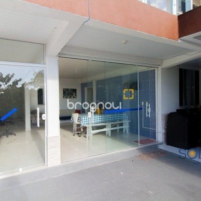 Pousada / Hotel com 376m², 10 quartos (sendo 3 suítes), no bairro Córrego Grande em Florianópolis