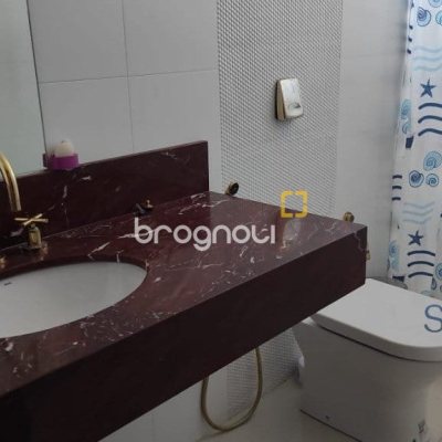 Casa de Condomínio com 542m², 6 quartos (sendo 3 suítes), 4 garagens, no bairro Cacupé em Florianópolis