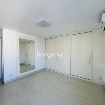 Apartamento com 119m², 3 quartos (sendo 1 suíte), 1 garagem, no bairro Centro em Florianópolis
