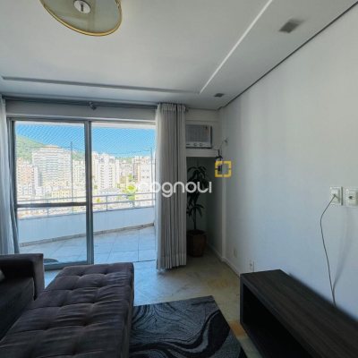 Apartamento com 119m², 3 quartos (sendo 1 suíte), 1 garagem, no bairro Centro em Florianópolis