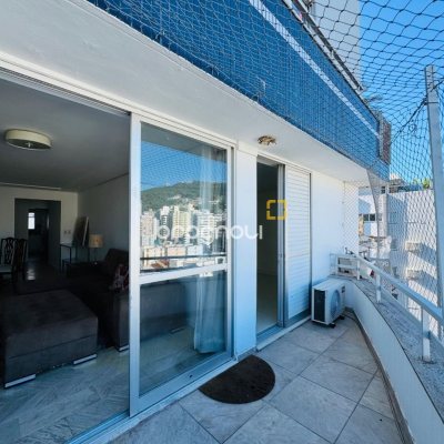 Apartamento com 119m², 3 quartos (sendo 1 suíte), 1 garagem, no bairro Centro em Florianópolis
