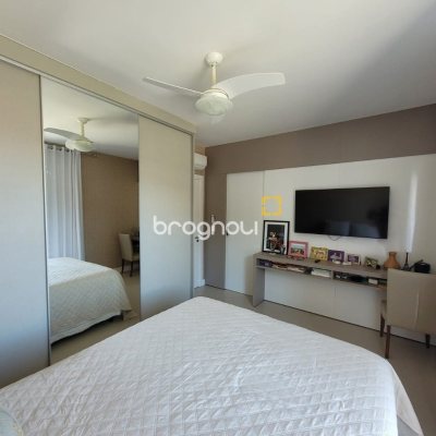 Casa de Condomínio com 149m², 3 quartos (sendo 1 suíte), 2 garagens, no bairro Sambaqui em Florianópolis