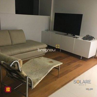 Cobertura com 147m², 2 quartos (sendo 1 suíte), 2 garagens, no bairro Itacorubi em Florianópolis