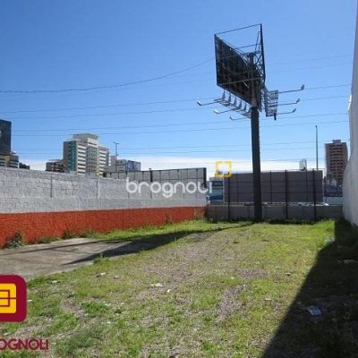 Terreno com 369m², no bairro Campinas em São José