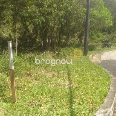 Terreno com 1500m², no bairro João Paulo em Florianópolis