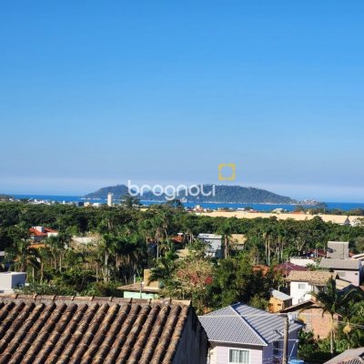 Casa com 130m², 2 quartos, 1 garagem, no bairro Morro das Pedras em Florianópolis