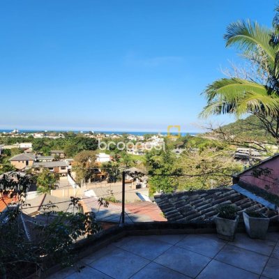 Casa com 130m², 2 quartos, 1 garagem, no bairro Morro das Pedras em Florianópolis