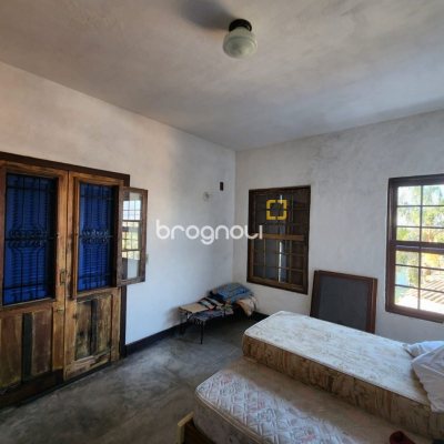 Casa com 130m², 2 quartos, 1 garagem, no bairro Morro das Pedras em Florianópolis