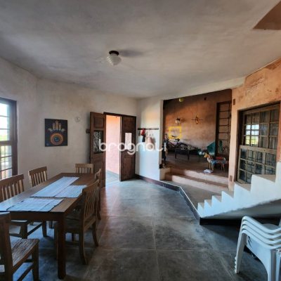 Casa com 130m², 2 quartos, 1 garagem, no bairro Morro das Pedras em Florianópolis