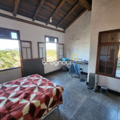 Casa com 130m², 2 quartos, 1 garagem, no bairro Morro das Pedras em Florianópolis