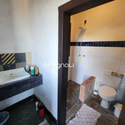 Casa com 130m², 2 quartos, 1 garagem, no bairro Morro das Pedras em Florianópolis