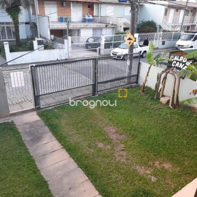 Casa com 134m², 1 garagem, no bairro Trindade em Florianópolis