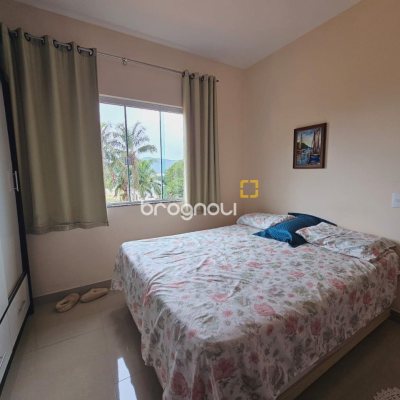 Casa com 291m², 4 quartos (sendo 4 suítes), 3 garagens, no bairro Trindade em Florianópolis