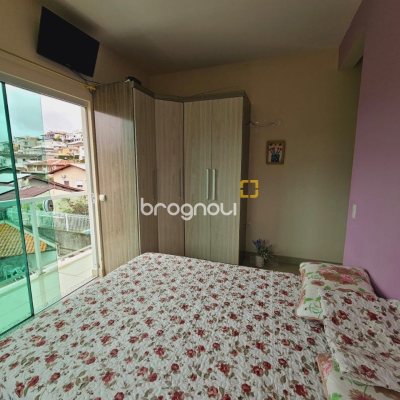 Casa com 291m², 4 quartos (sendo 4 suítes), 3 garagens, no bairro Trindade em Florianópolis