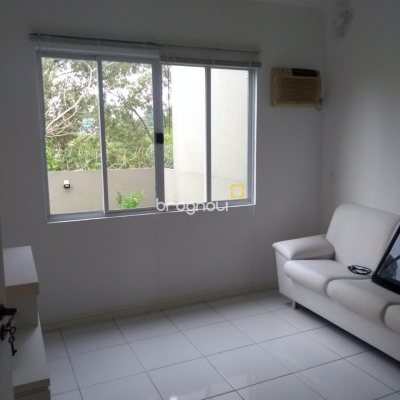 Casa com 139m², 2 quartos (sendo 1 suíte), 1 garagem, no bairro Agronômica em Florianópolis