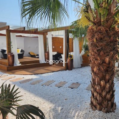 Casa com 278m², 3 quartos (sendo 1 suíte), 3 garagens, no bairro Canasvieiras em Florianópolis