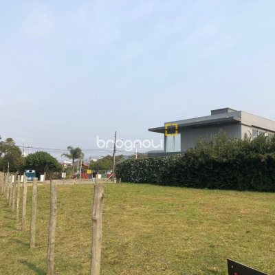 Terreno com 533m², no bairro Campeche em Florianópolis