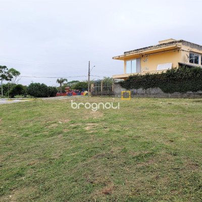 Terreno com 533m², no bairro Campeche em Florianópolis