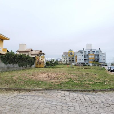 Terreno com 533m², no bairro Campeche em Florianópolis