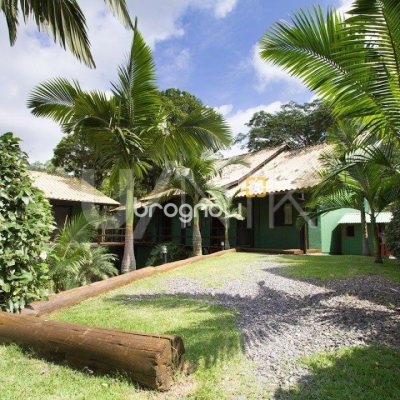 Pousada / Hotel com 590m², 16 garagens, no bairro Rio Tavares em Florianópolis