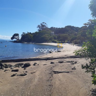 Terreno com 4260m², no bairro Ribeirão da Ilha em Florianópolis
