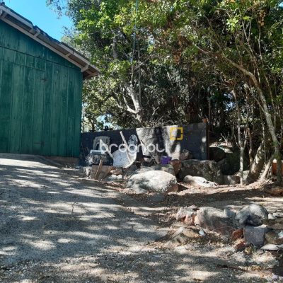 Terreno com 4260m², no bairro Ribeirão da Ilha em Florianópolis