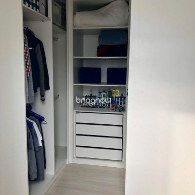 Casa com 460m², 3 quartos (sendo 3 suítes), 3 garagens, no bairro Lagoa da Conceição em Florianópolis