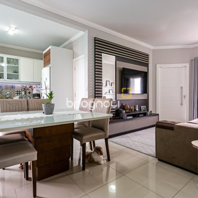 Casa com 120m², 2 quartos (sendo 1 suíte), 2 garagens, no bairro Campeche em Florianópolis