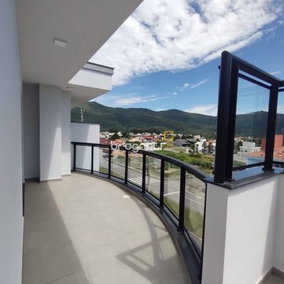 Cobertura com 120m², 2 quartos (sendo 1 suíte), 1 garagem, no bairro Açores em Florianópolis