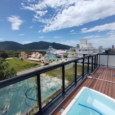 Cobertura com 120m², 2 quartos (sendo 1 suíte), 1 garagem, no bairro Açores em Florianópolis