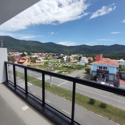 Cobertura com 120m², 2 quartos (sendo 1 suíte), 1 garagem, no bairro Açores em Florianópolis