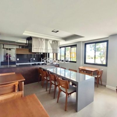 Cobertura com 120m², 2 quartos (sendo 1 suíte), 1 garagem, no bairro Açores em Florianópolis