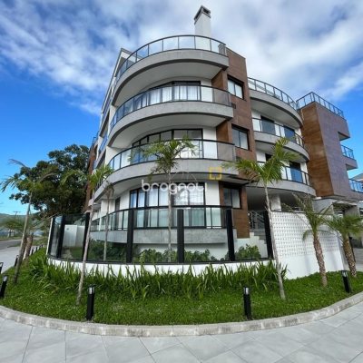 Cobertura com 120m², 2 quartos (sendo 1 suíte), 1 garagem, no bairro Açores em Florianópolis