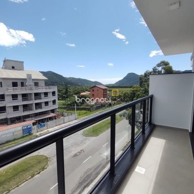 Cobertura com 120m², 2 quartos (sendo 1 suíte), 1 garagem, no bairro Açores em Florianópolis