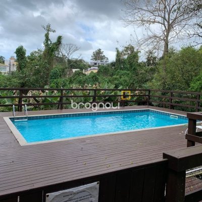 Apartamento com 260m², 4 quartos (sendo 2 suítes), 3 garagens, no bairro Lagoa da Conceição em Florianópolis