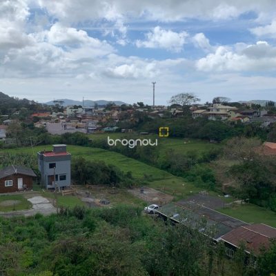 Apartamento com 260m², 4 quartos (sendo 2 suítes), 3 garagens, no bairro Lagoa da Conceição em Florianópolis
